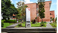 Tótems de Señalización: Campus UTP